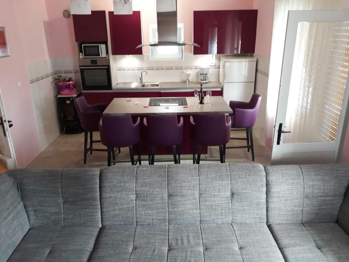 Apartment Vana Трогір Екстер'єр фото
