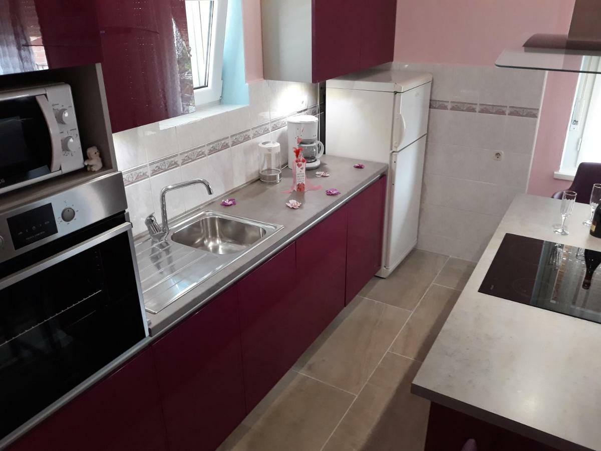 Apartment Vana Трогір Екстер'єр фото