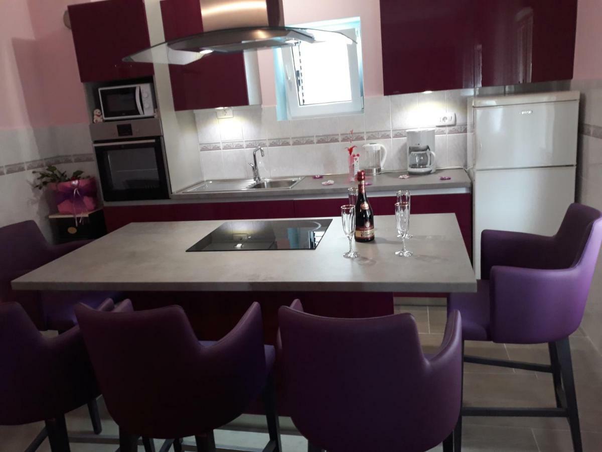 Apartment Vana Трогір Екстер'єр фото